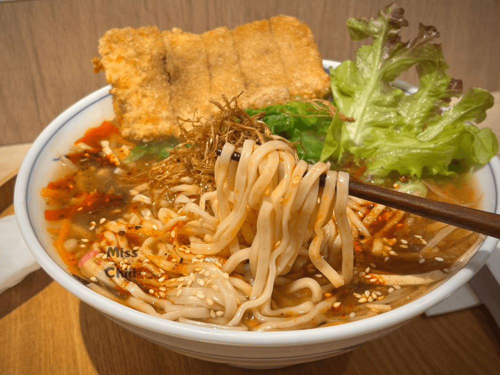 六合路素食 Mini酥排酸辣麵